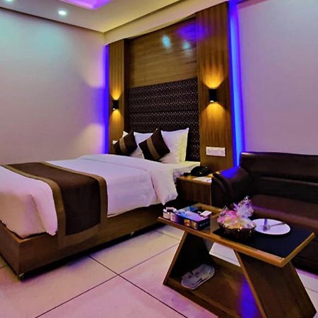 เอเชีย แปซิฟิก โฮเต็ล Hotel ธากา ภายนอก รูปภาพ