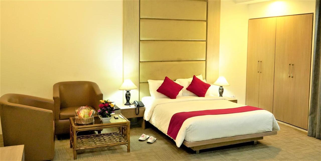 เอเชีย แปซิฟิก โฮเต็ล Hotel ธากา ภายนอก รูปภาพ