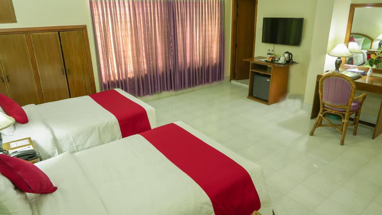 เอเชีย แปซิฟิก โฮเต็ล Hotel ธากา ภายนอก รูปภาพ
