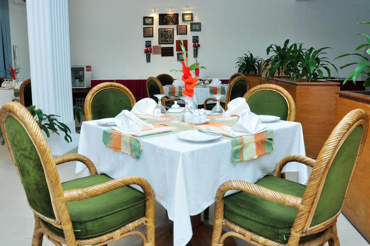 เอเชีย แปซิฟิก โฮเต็ล Hotel ธากา ภายนอก รูปภาพ