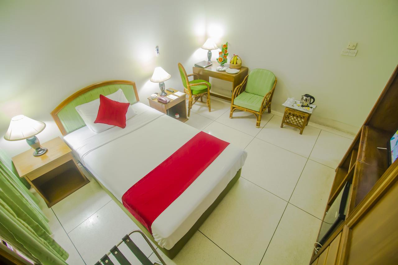 เอเชีย แปซิฟิก โฮเต็ล Hotel ธากา ภายนอก รูปภาพ
