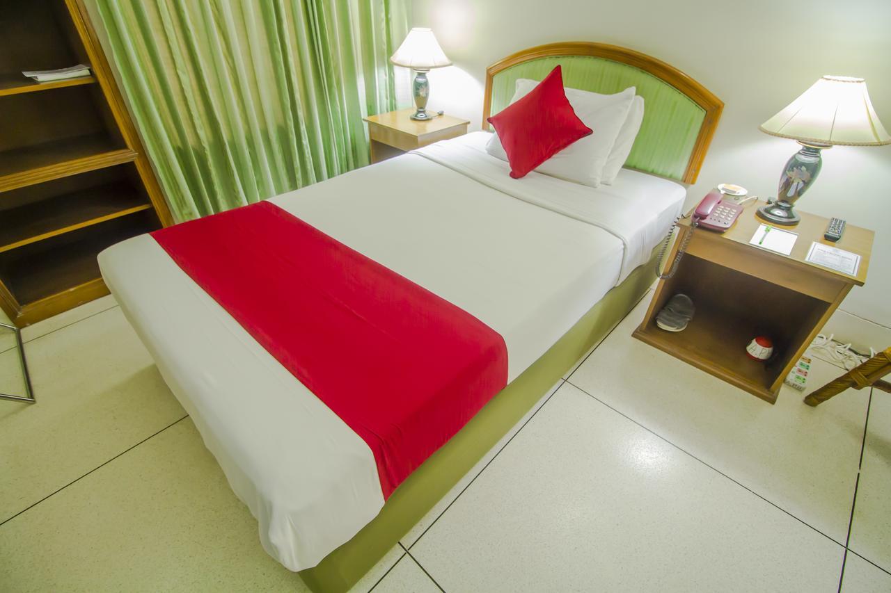 เอเชีย แปซิฟิก โฮเต็ล Hotel ธากา ภายนอก รูปภาพ